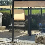 Domaine Les Fontaines Dom wakacyjny *